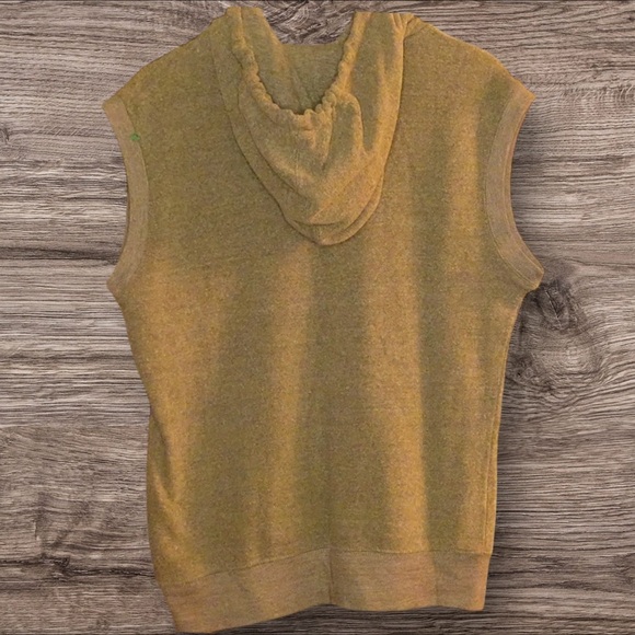 Harley Davidson Sleeveless Hoodie - Picture 3 of 5